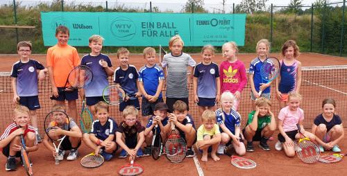 Lennard Wieck und Till Schürjann aus Olfen gewinnen das U8-/U9-Freundschaftsturnier